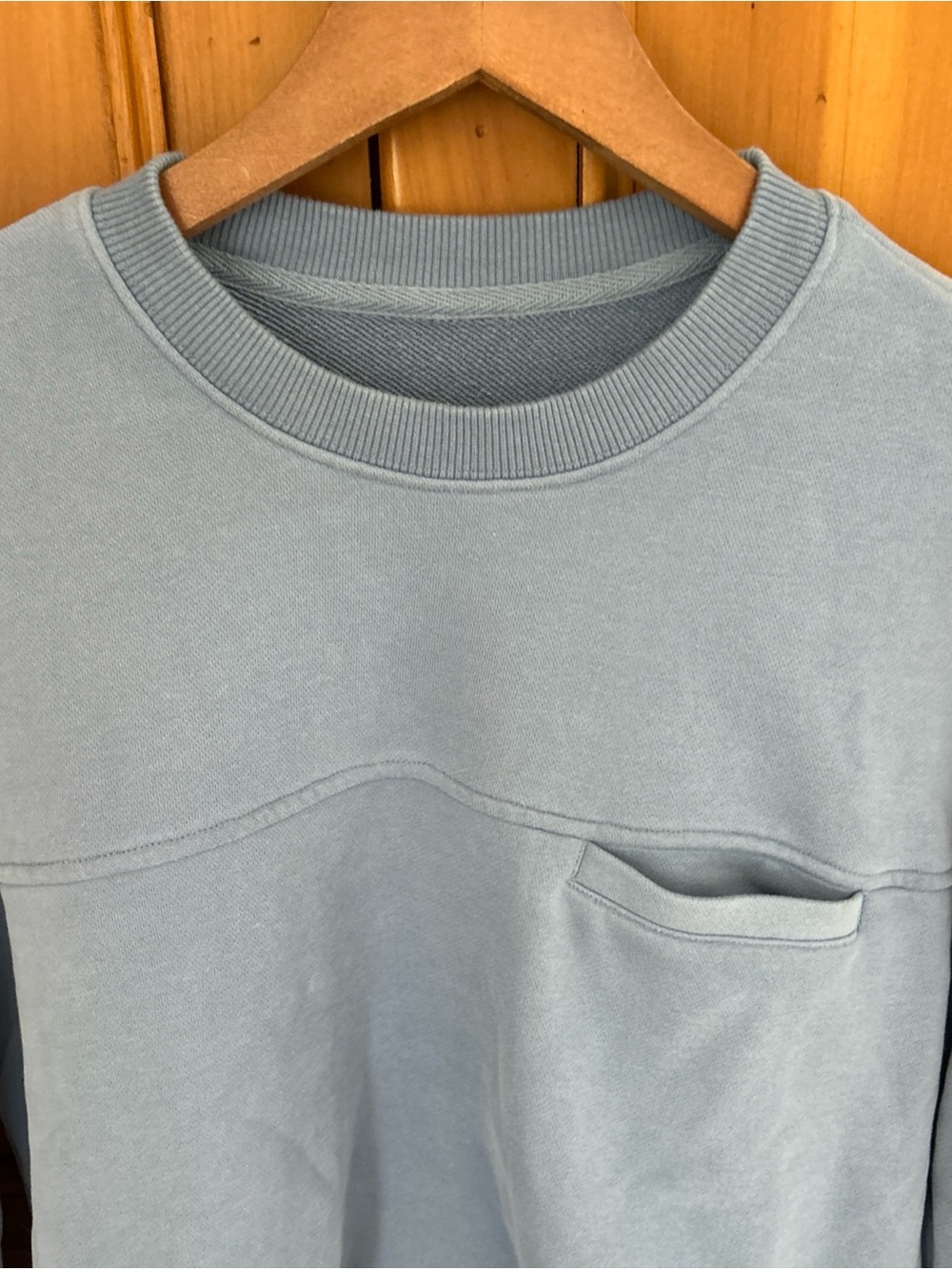 Women's Vuori Blue Cropped Boxy Pocket Crewneck Sweatshirt XS Athleisure - Picture 4 of 6
